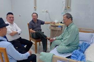 LÃNH ĐẠO HỘI ĐỒNG HỌ HÀ THĂM HỎI, ĐỘNG VIÊN CHỦ TỊCH HÀ QUANG DỰ