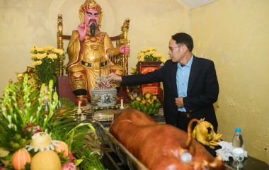 LÃNH ĐẠO HỘI ĐỒNG HỌ HÀ VIỆT NAM DỰ ĐẠI LỄ GIỖ TỔ HỌ HÀ THỔ TY