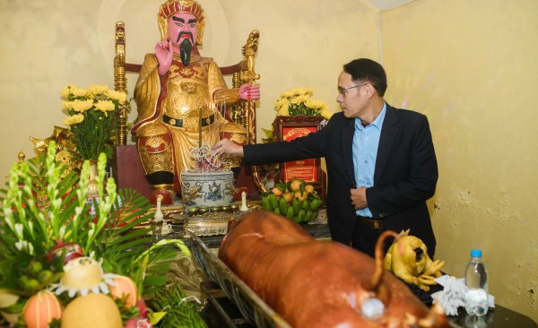 LÃNH ĐẠO HỘI ĐỒNG HỌ HÀ VIỆT NAM DỰ ĐẠI LỄ GIỖ TỔ HỌ HÀ THỔ TY